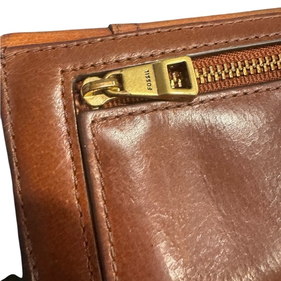 Fossil Orange Leather Zip Clutch Wallet - Picture 6 of 11